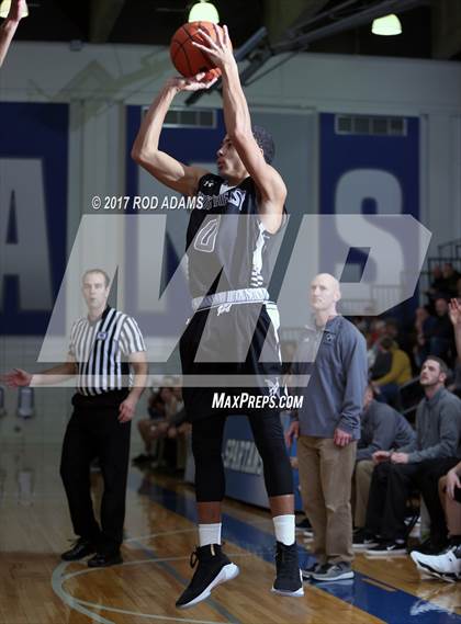 Thumbnail 3 in Lincoln Southeast vs. Lincoln Northeast (HAC Tournament) photogallery.