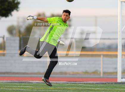 Thumbnail 3 in High Tech NC vs. Kearny (CIF San Diego Section D5 Final) photogallery.