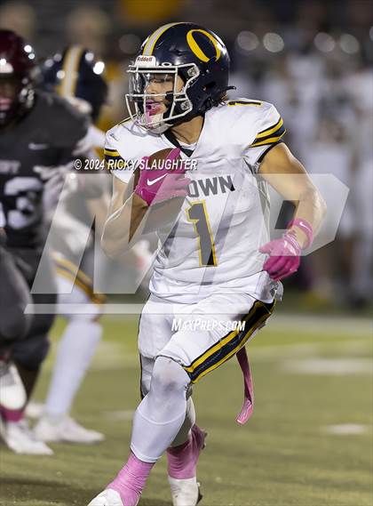 Thumbnail 1 in O'Fallon @ Belleville West photogallery.