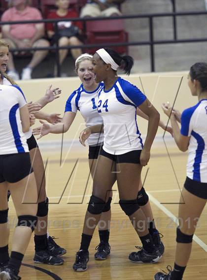 Thumbnail 2 in Boswell vs All Saints (EMS-ISD Tournament) photogallery.