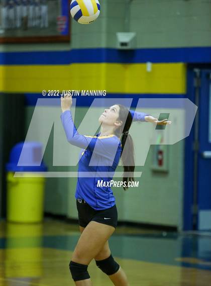 Thumbnail 2 in Bauxite @ Sheridan photogallery.