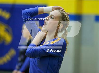 Thumbnail 3 in Bauxite @ Sheridan photogallery.