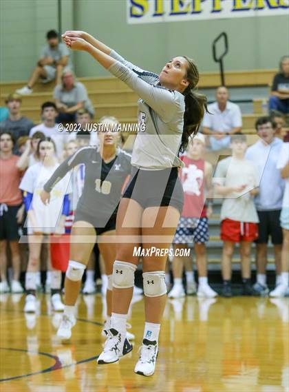 Thumbnail 1 in Bauxite @ Sheridan photogallery.