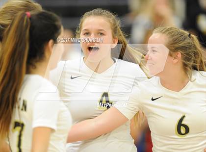 Thumbnail 1 in Canyon @ Foothill photogallery.