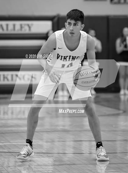 Thumbnail 3 in Albuquerque vs. Valley (Albuquerque Metro Championships) photogallery.