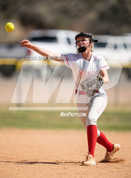 Thumbnail 3 in Piute @ Duchesne photogallery.