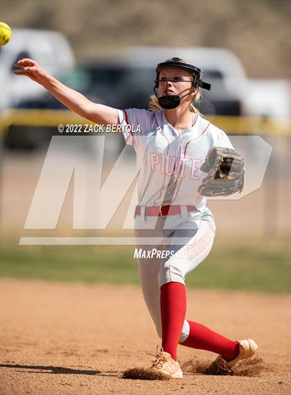 Thumbnail 2 in Piute @ Duchesne photogallery.