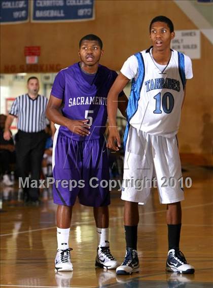 Thumbnail 2 in Sacramento @ Compton (California Classic) photogallery.