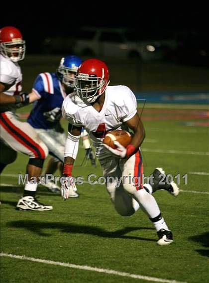 Thumbnail 3 in Memphis University vs. Brentwood Academy photogallery.