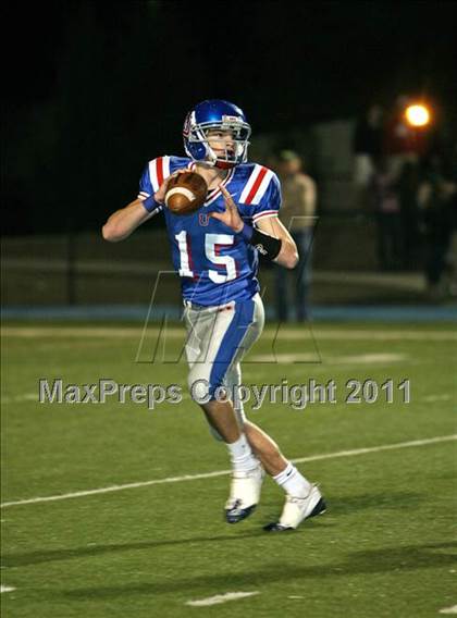 Thumbnail 2 in Memphis University vs. Brentwood Academy photogallery.