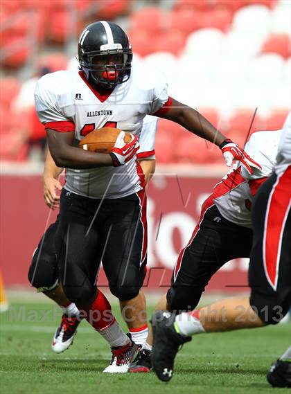 Thumbnail 2 in Alta vs. Allentown (Xfinity High School Football Challenge) photogallery.
