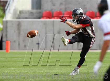Thumbnail 3 in Alta vs. Allentown (Xfinity High School Football Challenge) photogallery.