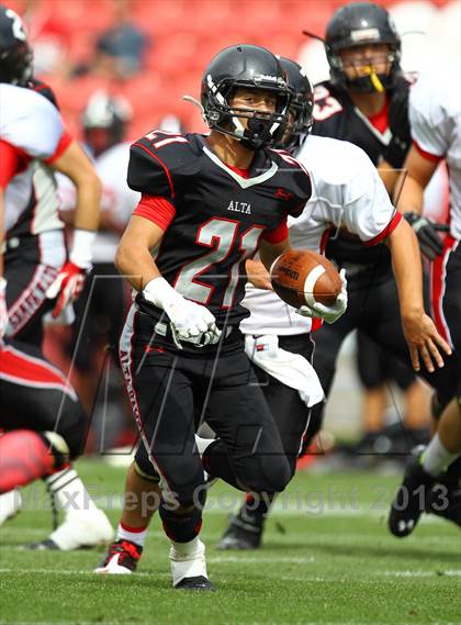 Thumbnail 1 in Alta vs. Allentown (Xfinity High School Football Challenge) photogallery.