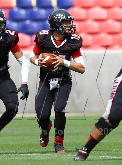 Thumbnail 3 in Alta vs. Allentown (Xfinity High School Football Challenge) photogallery.