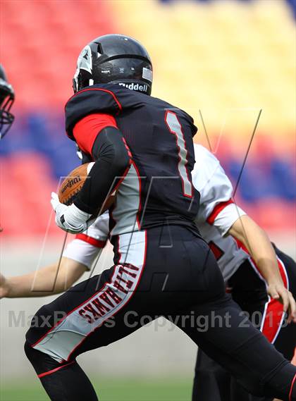 Thumbnail 2 in Alta vs. Allentown (Xfinity High School Football Challenge) photogallery.