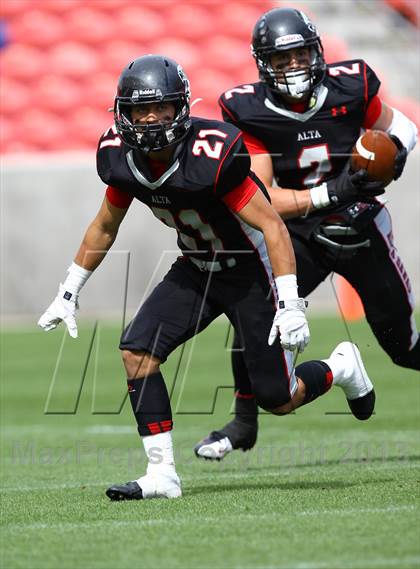 Thumbnail 1 in Alta vs. Allentown (Xfinity High School Football Challenge) photogallery.