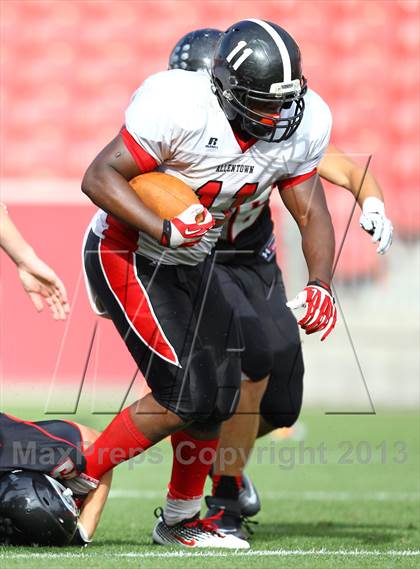 Thumbnail 3 in Alta vs. Allentown (Xfinity High School Football Challenge) photogallery.