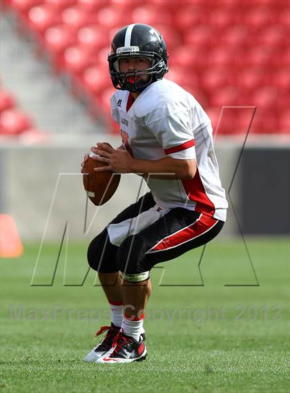 Thumbnail 2 in Alta vs. Allentown (Xfinity High School Football Challenge) photogallery.