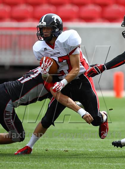Thumbnail 3 in Alta vs. Allentown (Xfinity High School Football Challenge) photogallery.