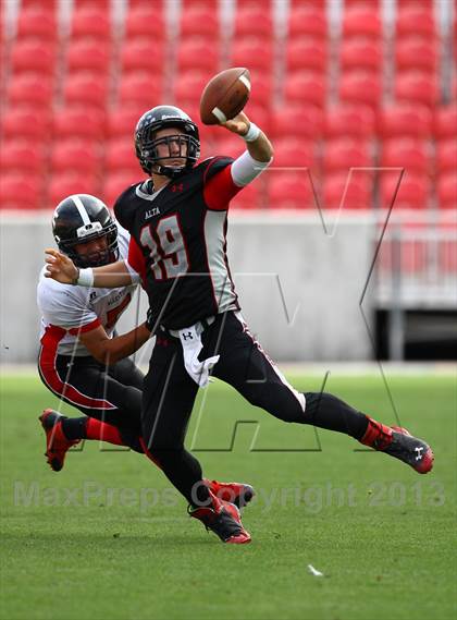 Thumbnail 2 in Alta vs. Allentown (Xfinity High School Football Challenge) photogallery.