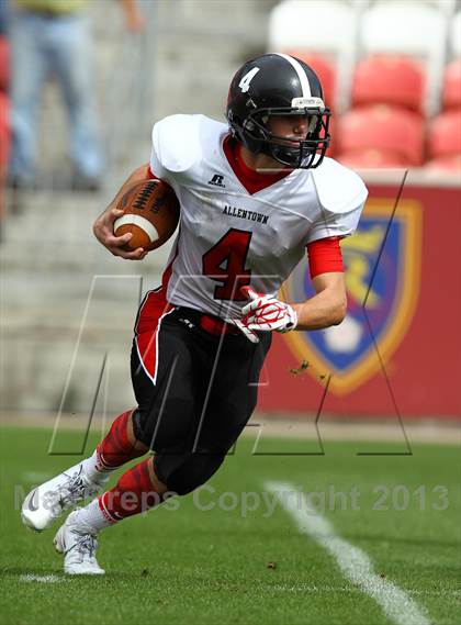Thumbnail 2 in Alta vs. Allentown (Xfinity High School Football Challenge) photogallery.