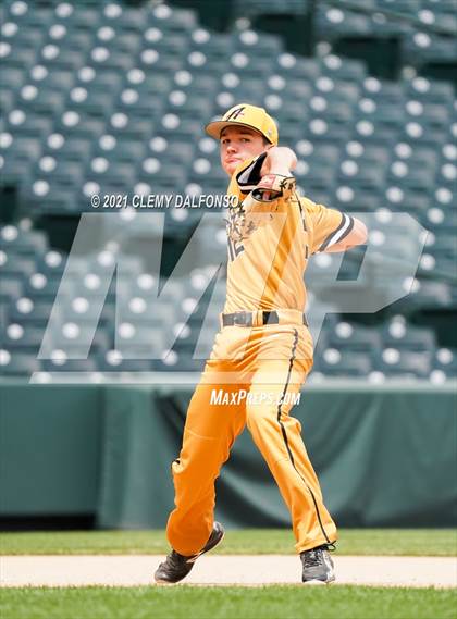 Thumbnail 2 in Arapahoe vs Dakota Ridge (Coors Field) photogallery.