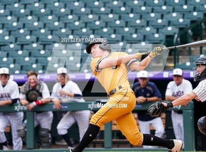 Thumbnail 2 in Arapahoe vs Dakota Ridge (Coors Field) photogallery.
