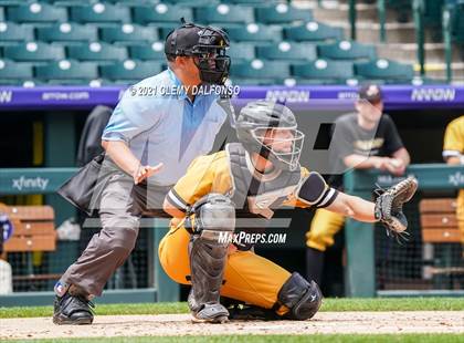 Thumbnail 2 in Arapahoe vs Dakota Ridge (Coors Field) photogallery.