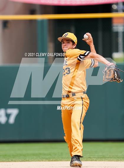 Thumbnail 2 in Arapahoe vs Dakota Ridge (Coors Field) photogallery.