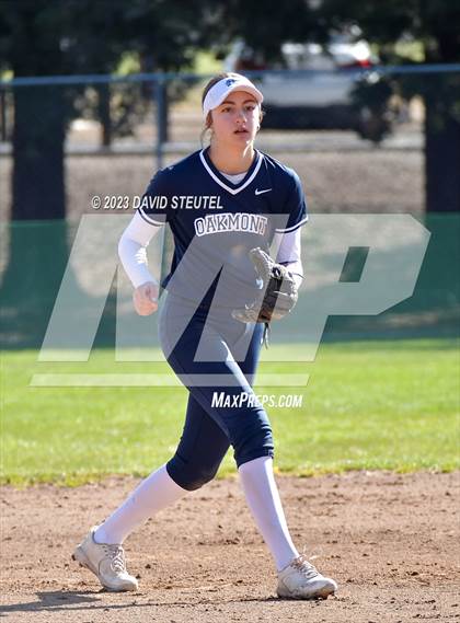 Thumbnail 2 in Casa Roble vs. Oakmont (Stephanie LeDoux Tournament) photogallery.