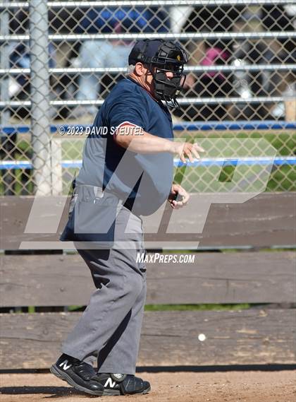 Thumbnail 1 in Casa Roble vs. Oakmont (Stephanie LeDoux Tournament) photogallery.