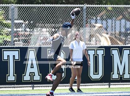 Thumbnail 1 in St. John Bosco vs. San Clemente (Brave 8 Invitational-Game 2) photogallery.