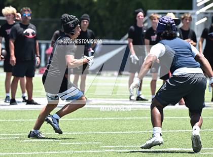 Thumbnail 2 in St. John Bosco vs. San Clemente (Brave 8 Invitational-Game 2) photogallery.