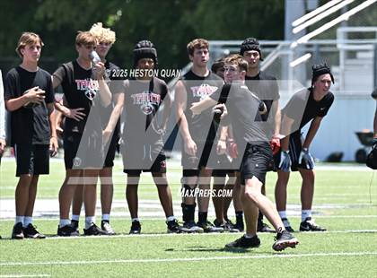 Thumbnail 2 in St. John Bosco vs. San Clemente (Brave 8 Invitational-Game 2) photogallery.