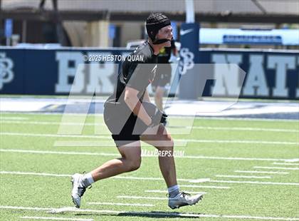 Thumbnail 3 in St. John Bosco vs. San Clemente (Brave 8 Invitational-Game 2) photogallery.
