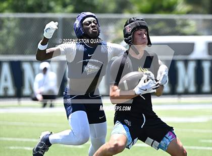 Thumbnail 1 in St. John Bosco vs. San Clemente (Brave 8 Invitational-Game 2) photogallery.