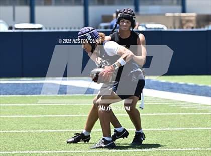 Thumbnail 1 in St. John Bosco vs. San Clemente (Brave 8 Invitational-Game 2) photogallery.