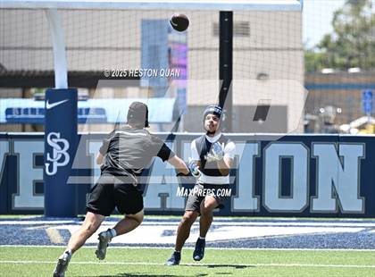 Thumbnail 1 in St. John Bosco vs. San Clemente (Brave 8 Invitational-Game 2) photogallery.