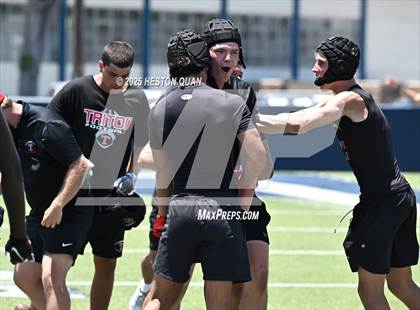 Thumbnail 2 in St. John Bosco vs. San Clemente (Brave 8 Invitational-Game 2) photogallery.