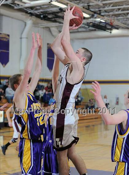 Thumbnail 2 in Drummond vs Turtle Lake (Clayton Holiday Tournament) photogallery.
