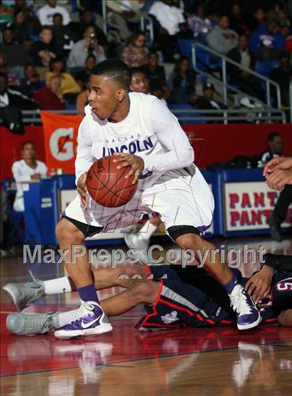 Thumbnail 2 in Kimball [Justin F.] vs Lincoln (Metroplex Thanksgiving Hoopfest) photogallery.