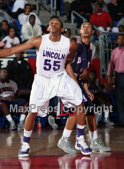 Thumbnail 2 in Kimball [Justin F.] vs Lincoln (Metroplex Thanksgiving Hoopfest) photogallery.