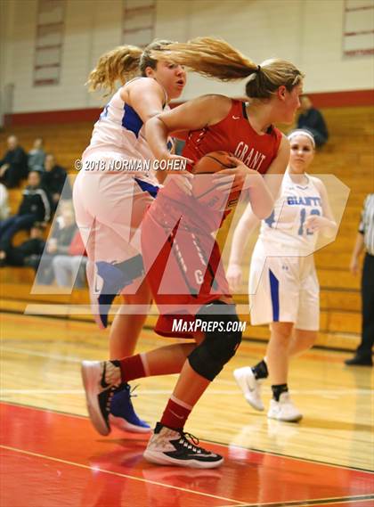 Thumbnail 3 in Grant vs. Highland Park photogallery.