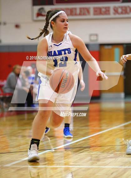 Thumbnail 1 in Grant vs. Highland Park photogallery.