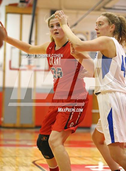 Thumbnail 2 in Grant vs. Highland Park photogallery.