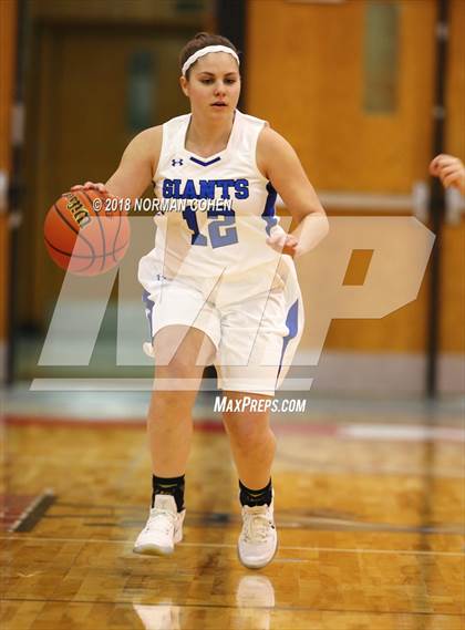 Thumbnail 3 in Grant vs. Highland Park photogallery.