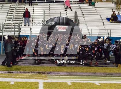 Thumbnail 2 in Pomona vs. Fairview (CHSAA 5A Quarterfinal) photogallery.