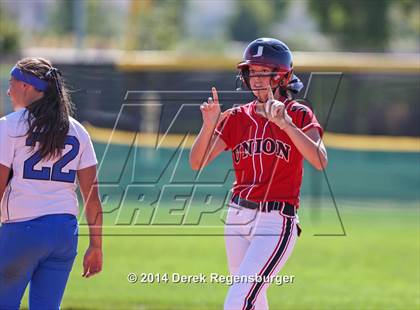 Thumbnail 3 in Grandview vs. Union (Festival of Champions) photogallery.
