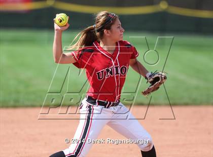 Thumbnail 2 in Grandview vs. Union (Festival of Champions) photogallery.