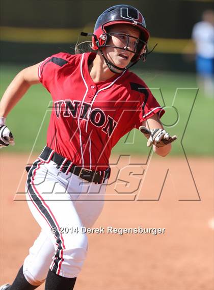 Thumbnail 2 in Grandview vs. Union (Festival of Champions) photogallery.